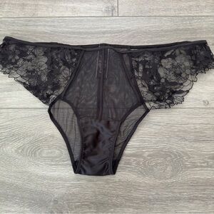NWOT Victoria’s Secret Woman’s Black Very Sexy Panties Size XL